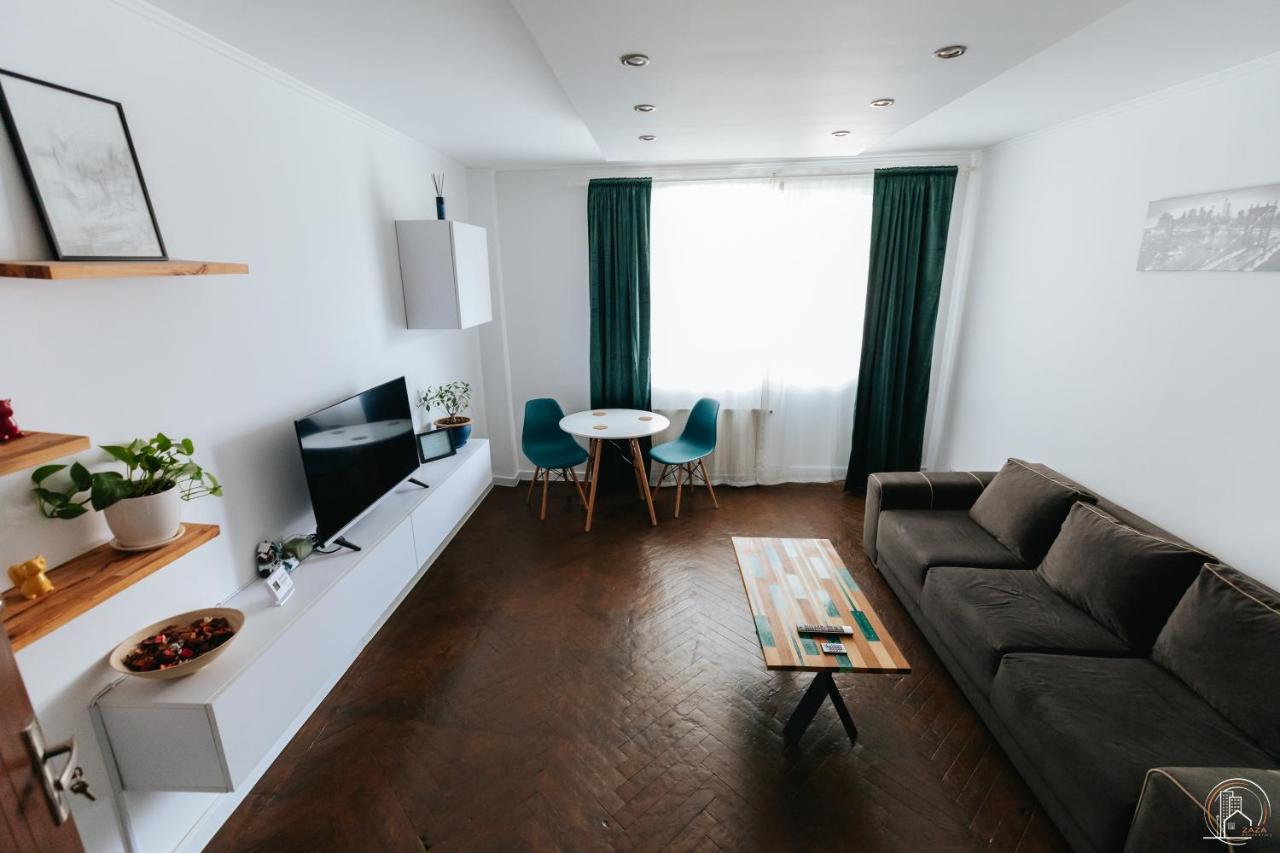 Zaza Apartament - Central Area, With Balcony Târgu Jiu Екстериор снимка