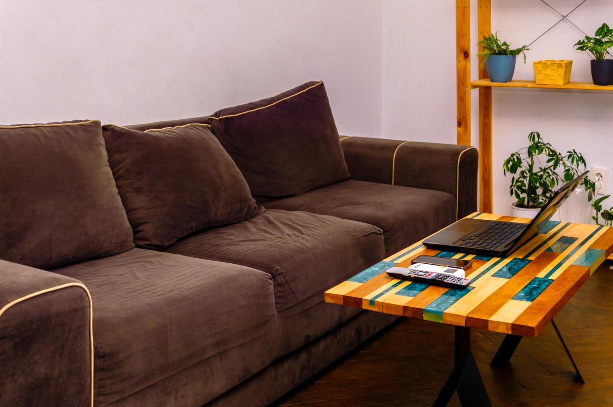 Zaza Apartament - Central Area, With Balcony Târgu Jiu Екстериор снимка